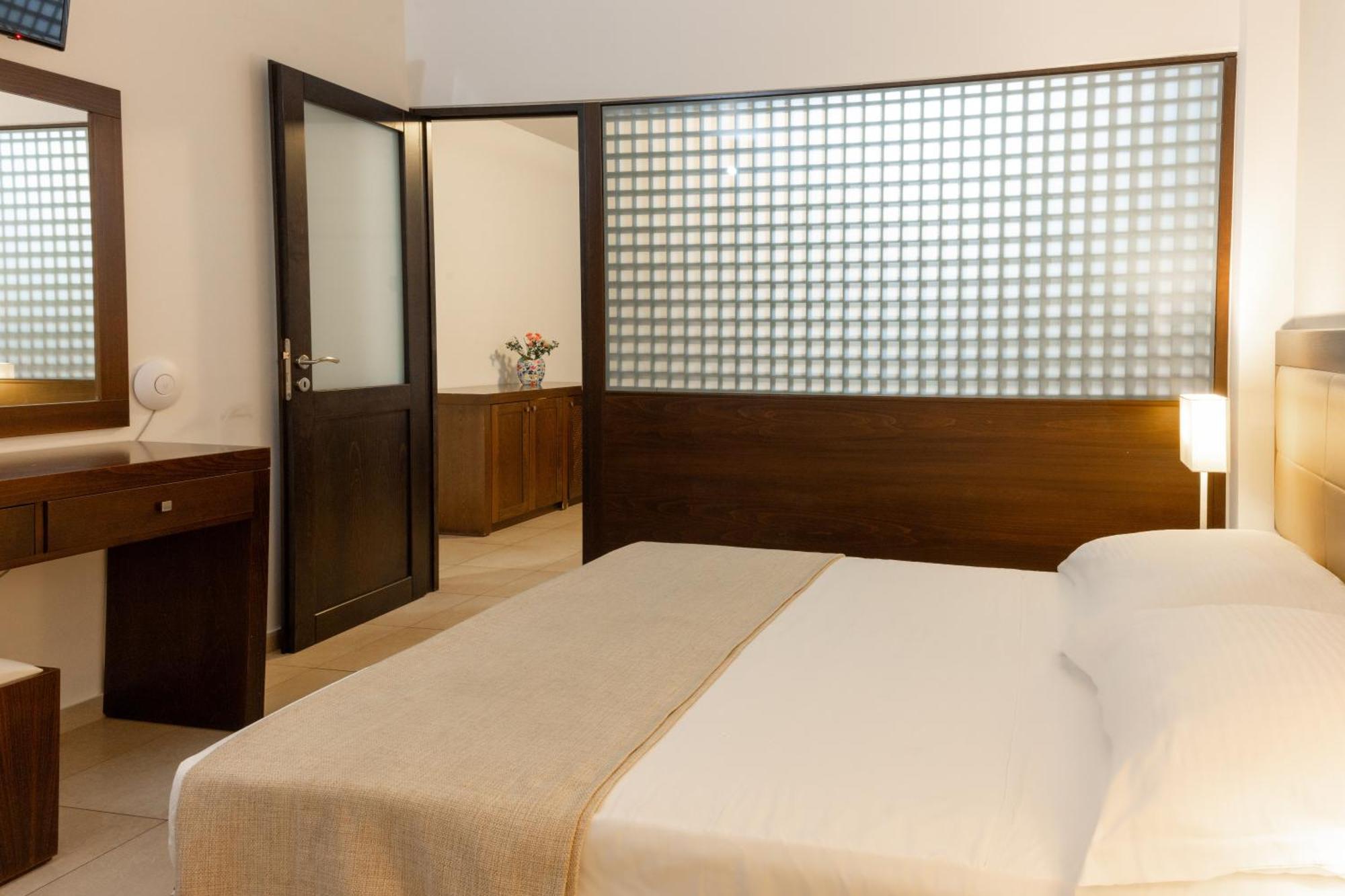 Miramare Resort & Spa อายิโอสนิโกลาโอส ห้อง รูปภาพ